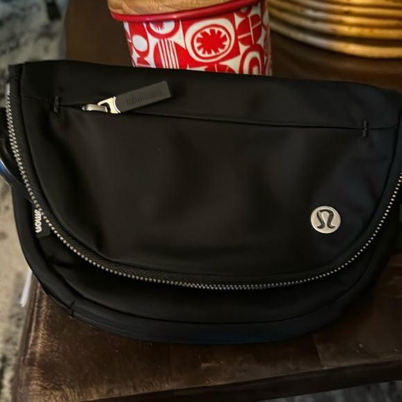 lululemon athletica Handbags - New🎉Lululemon All Night Festival Bag Micro